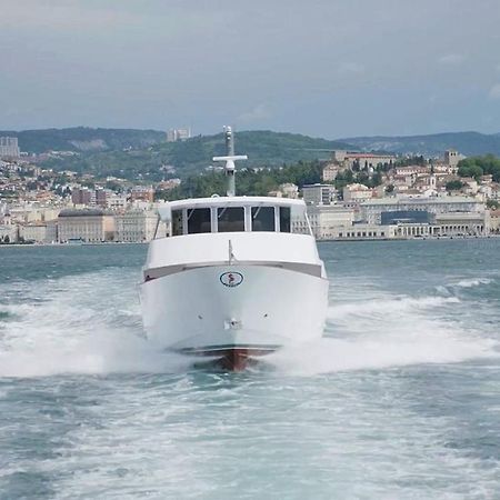 Unica Nel Cuore Storico Di Trieste Eksteriør billede