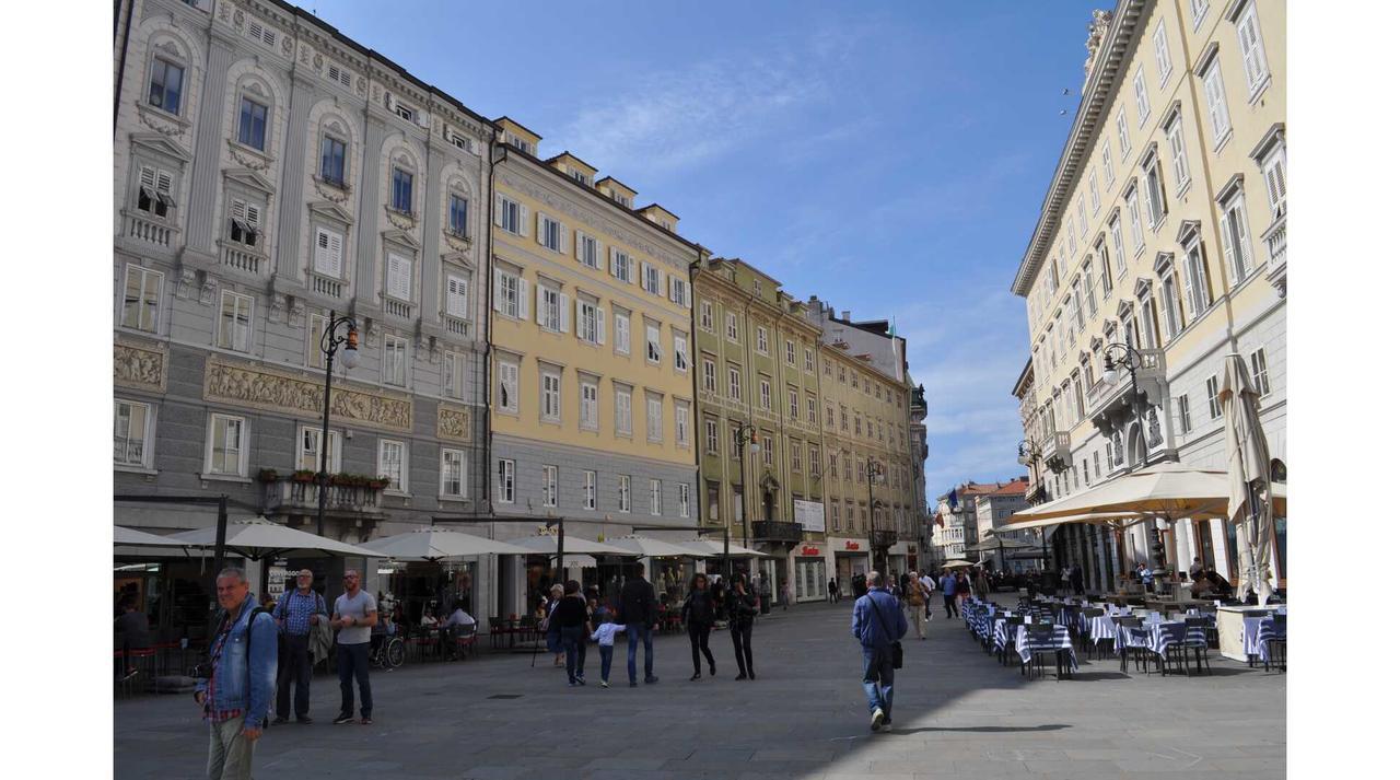 Unica Nel Cuore Storico Di Trieste Eksteriør billede